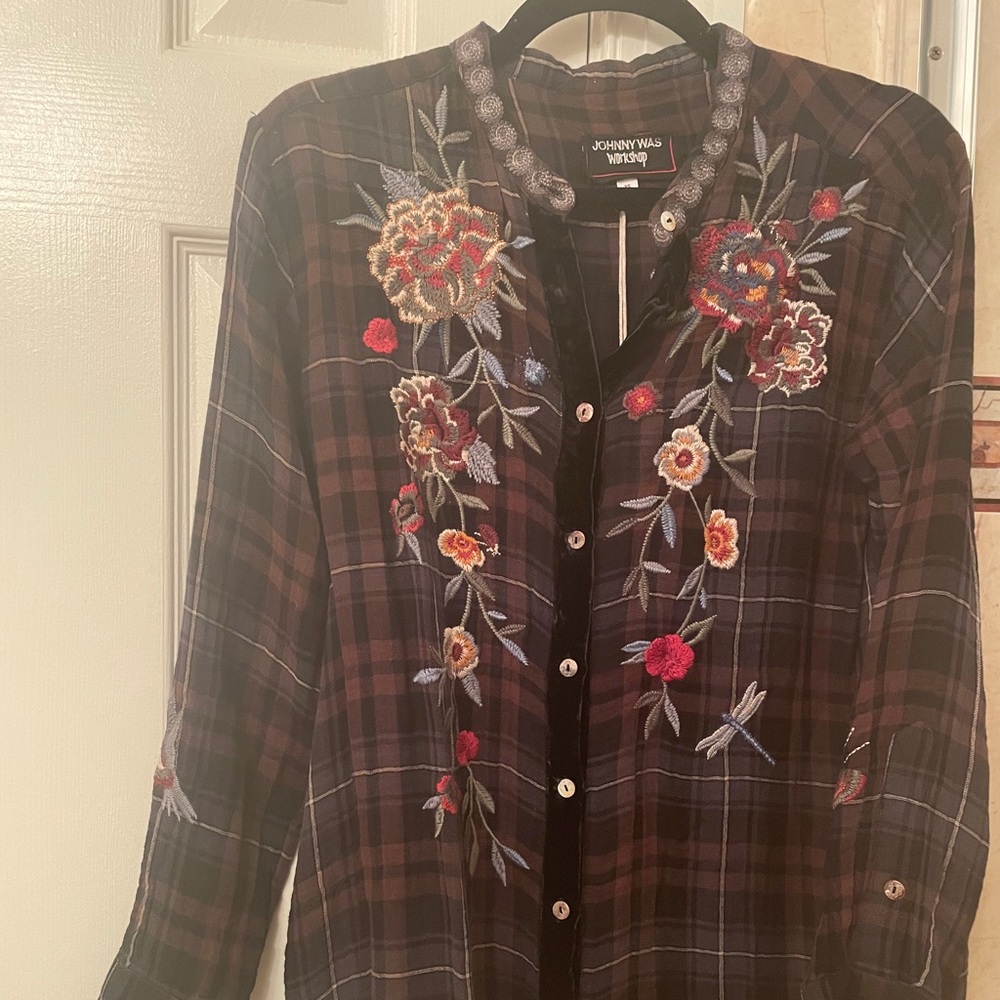 Johnny Was tunic with velvet accents